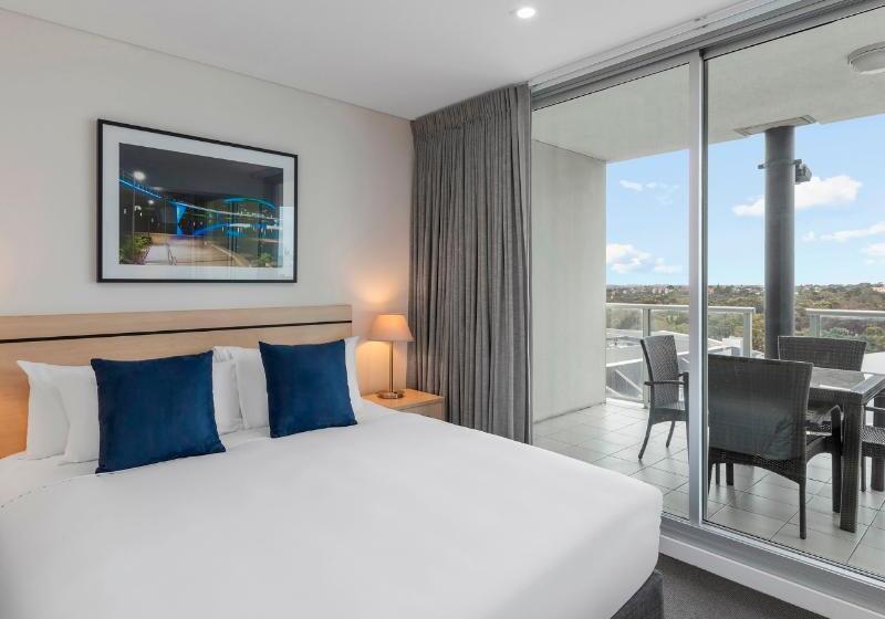 شقة إدارية غرفتين نوم, Oaks Adelaide Embassy Suites