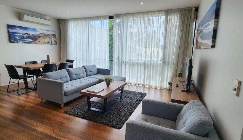 3침실 디럭스 아파트, Phillip Island Apartments