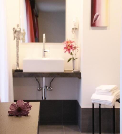 חדר סופריור עם מרפסת, Primavera