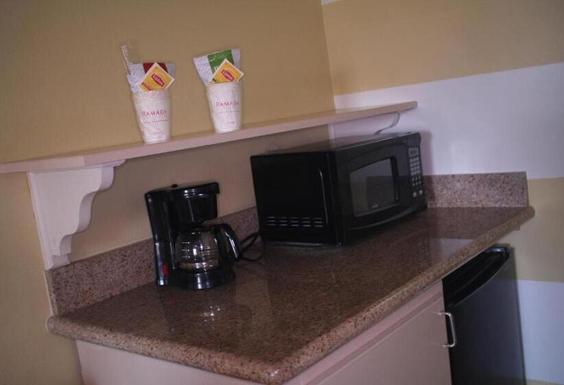 סוויטה, Ramada By Wyndham & Suites South Padre Island