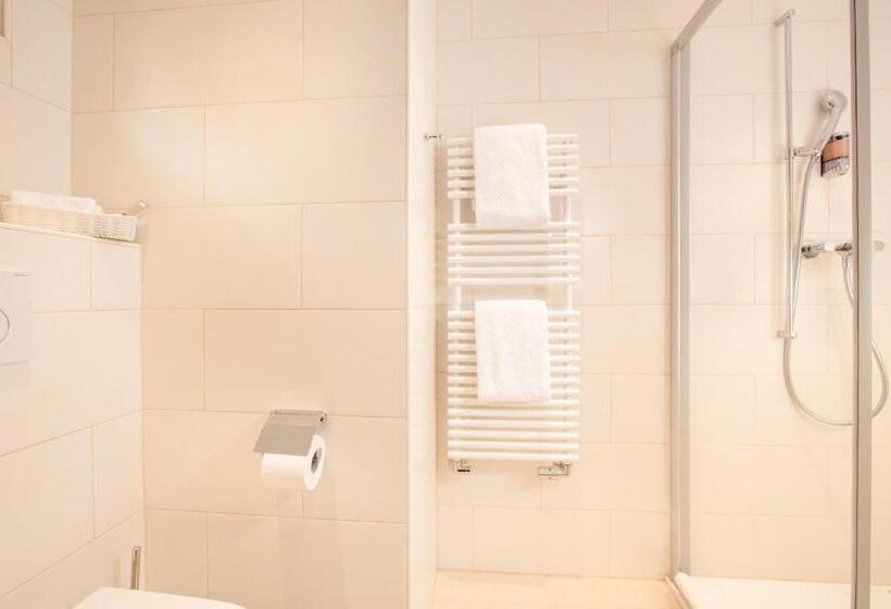 スタンダードルーム, Romantica