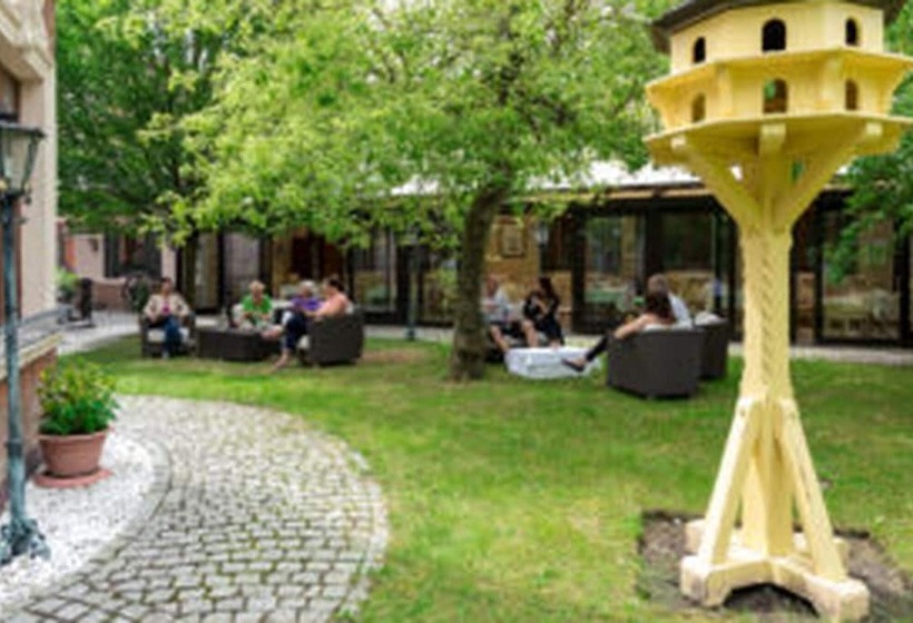 غرفة قياسية فردية, Schwarzer Adler Tangermünde