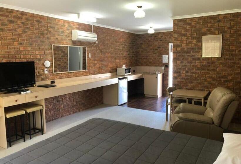 اتاق استاندارد, Settlement Motor Inn