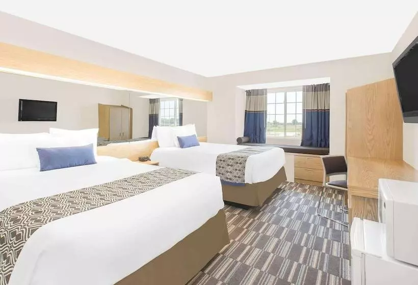 身障者適用スタンダードルーム, Microtel Inn And Suites   Ames