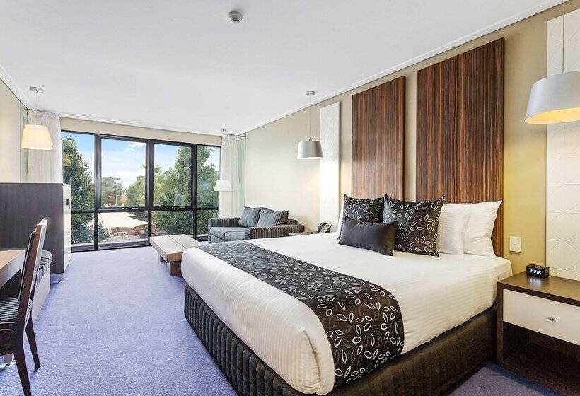 디럭스 룸, Quality Hotel Taylors Lakes