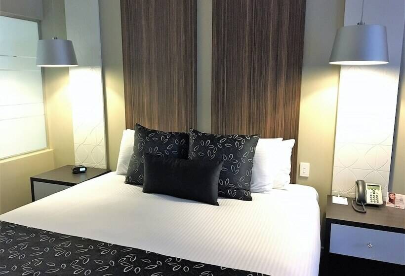 디럭스 룸, Quality Hotel Taylors Lakes