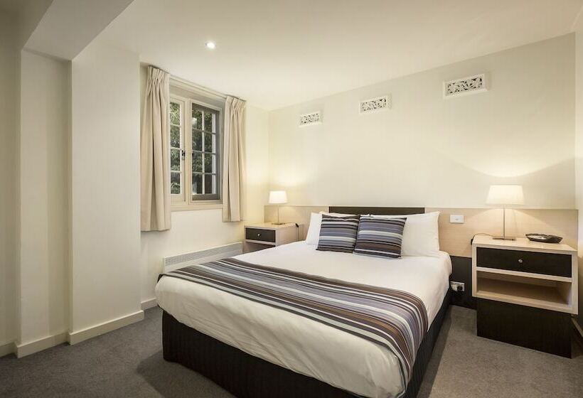 带2个卧室的公寓, Quest Trinity House