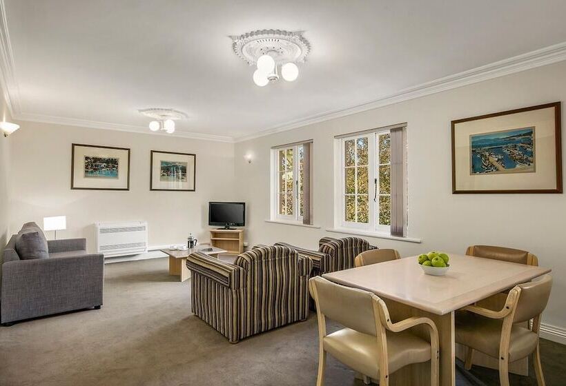 带1个卧室的豪华公寓, Quest Trinity House