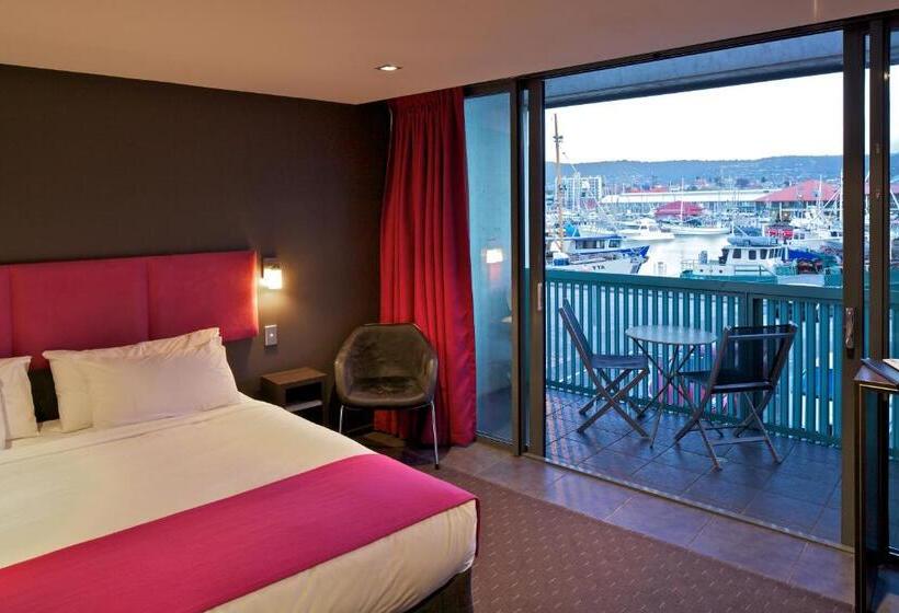 استودیو استاندارد با چشم‌انداز, Zero Davey Boutique Apartment