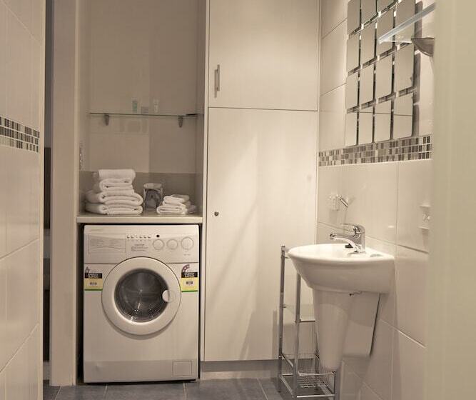 استودیوی لوکس, Zero Davey Boutique Apartment