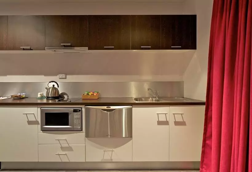 デラックススタジオ, Zero Davey Boutique Apartment