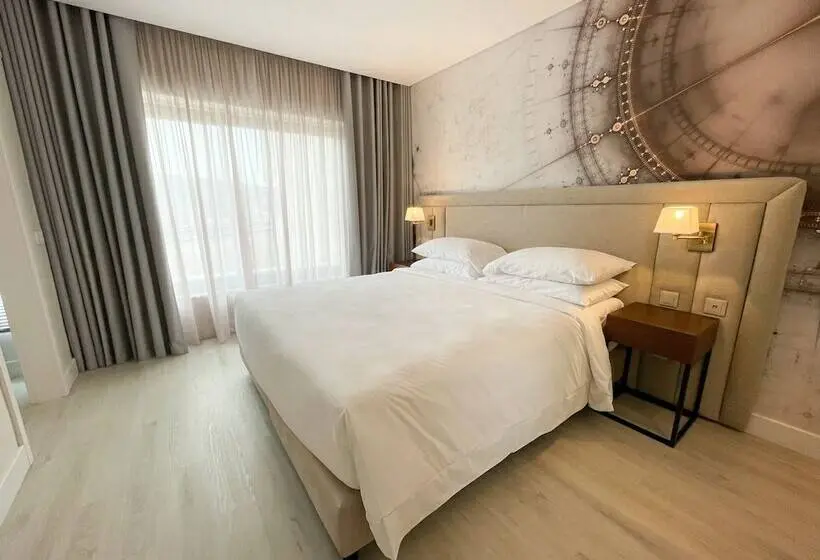 سوئیت پریمیوم با چشم‌انداز دریا, Four Points By Sheraton Sesimbra