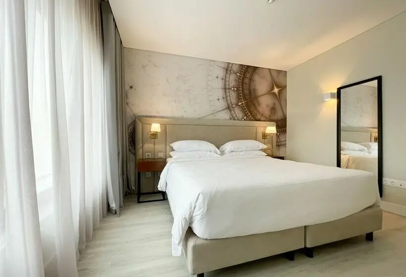 سوئیت پریمیوم با چشم‌انداز دریا, Four Points By Sheraton Sesimbra