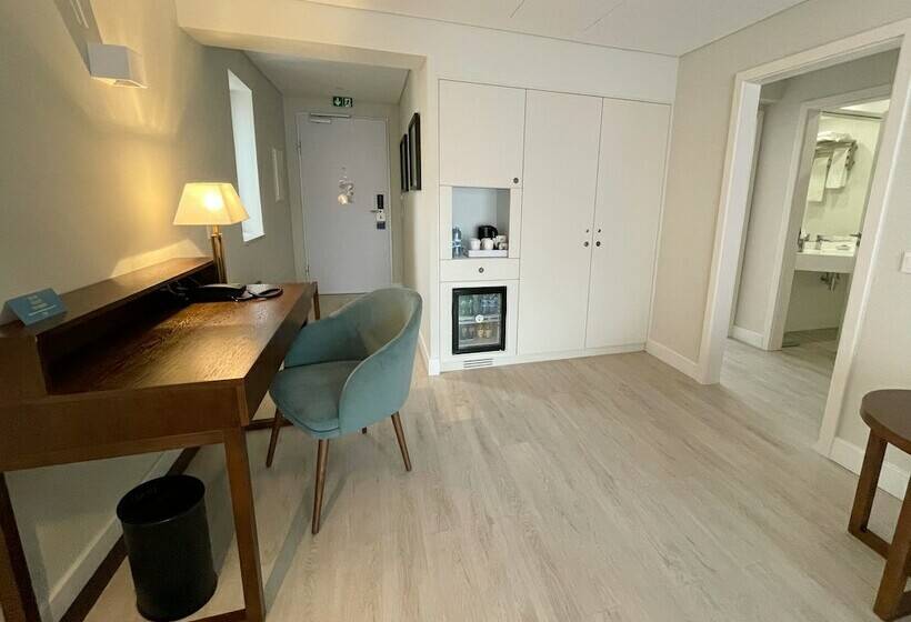 Люкс Премиум Вид на Море, Four Points By Sheraton Sesimbra
