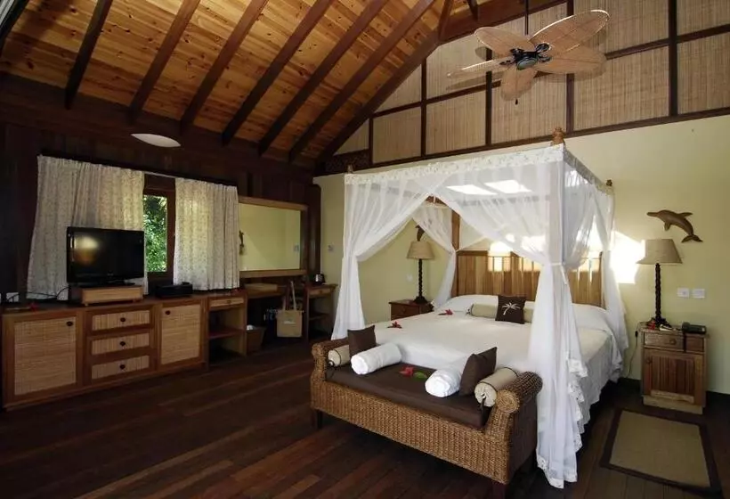ویلای 1 خوابه با باغ, Cerf Island Resort