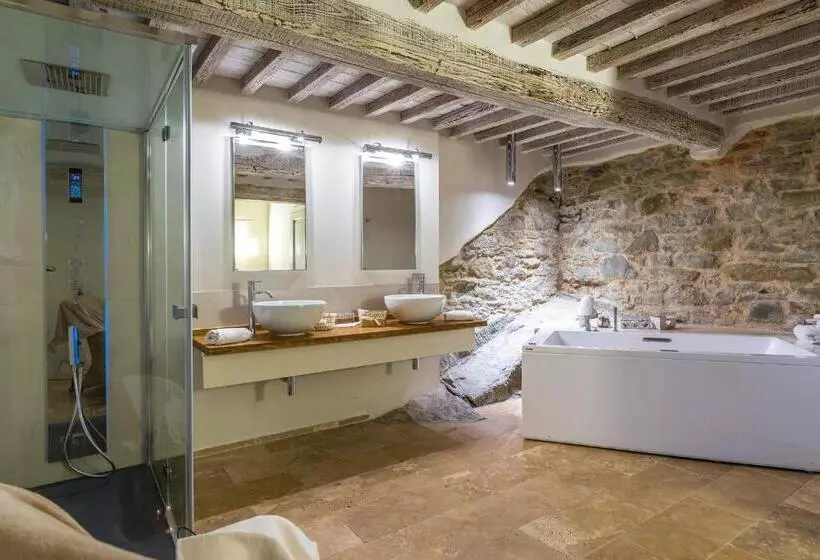 سوئیت جونیور با تخت بزرگ, Cortona Resort & Spa