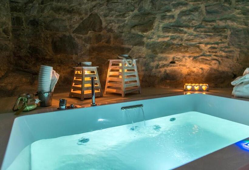 キングサイズベッドのジュニアスイート, Cortona Resort & Spa
