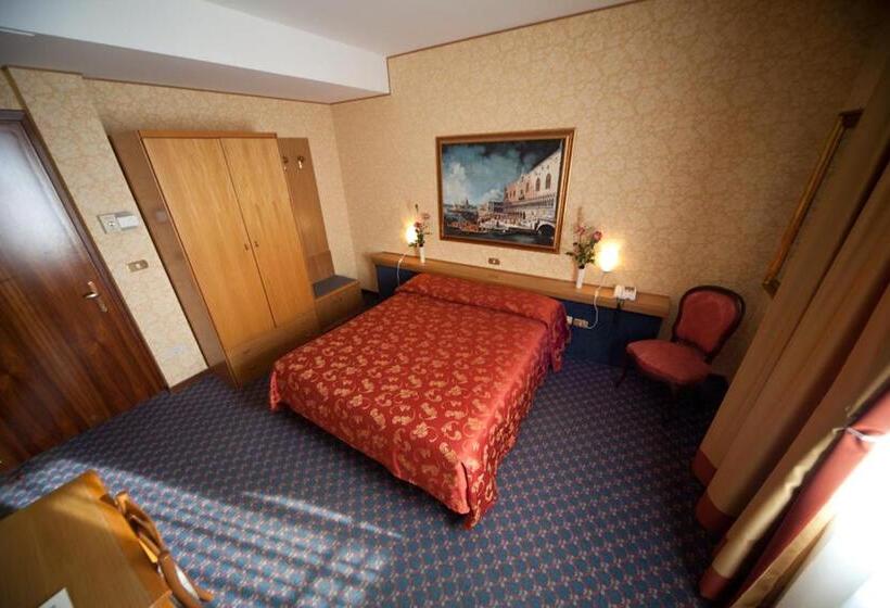 اتاق استاندارد, Al Sole