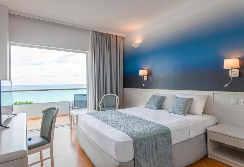 オーシャンビュースーペリアールーム, Blue Sea Beach Resort