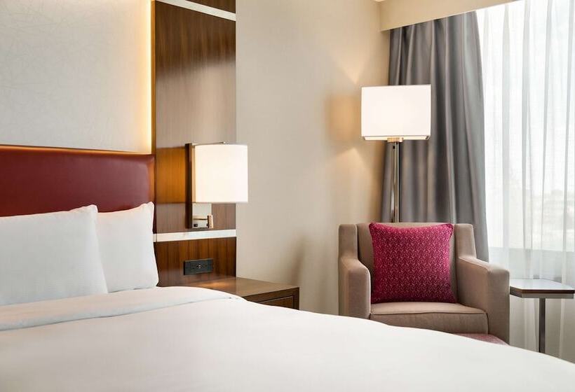 디럭스 룸, Doubletree By Hilton Toronto Airport West