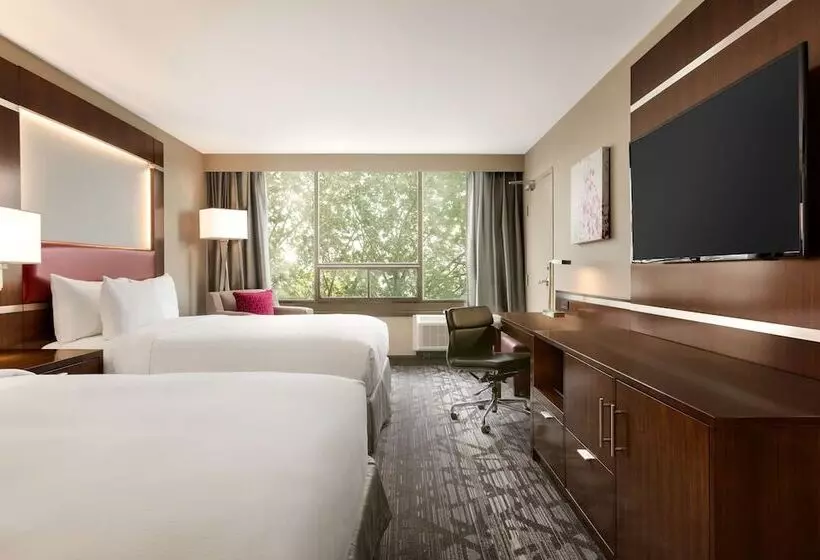 اتاق لوکس, Doubletree By Hilton Toronto Airport West