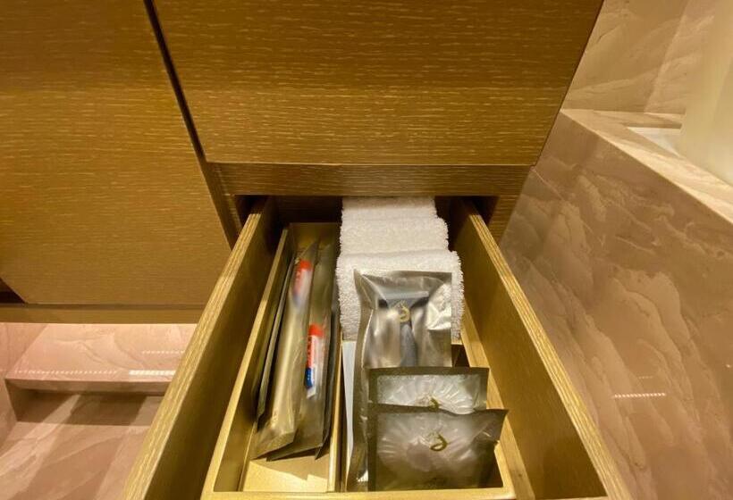 اتاق لوکس, Grand Dragon