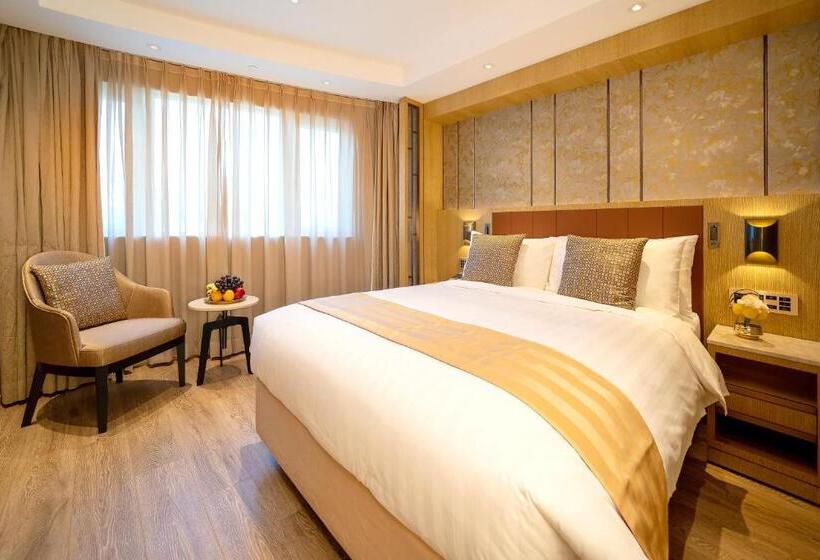 اتاق لوکس, Grand Dragon