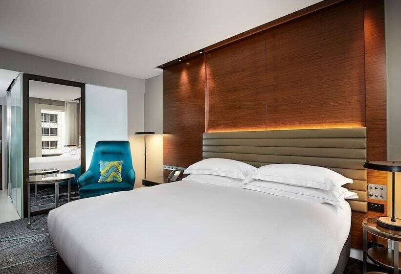 Номер Deluxe, Hilton Sydney