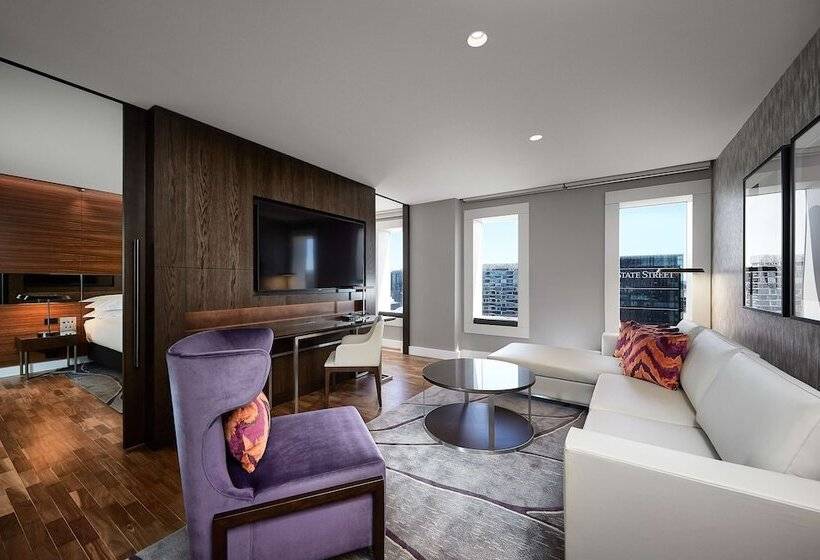 جناح, Hilton Sydney