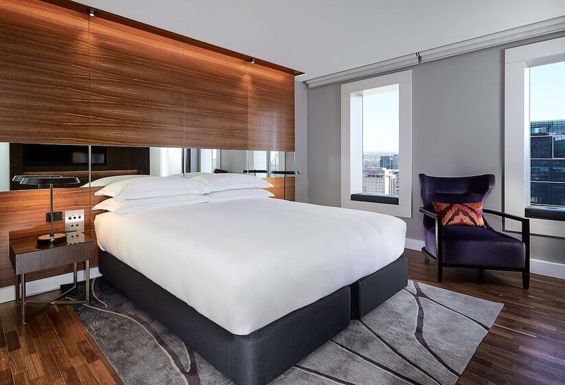 Люкс, Hilton Sydney