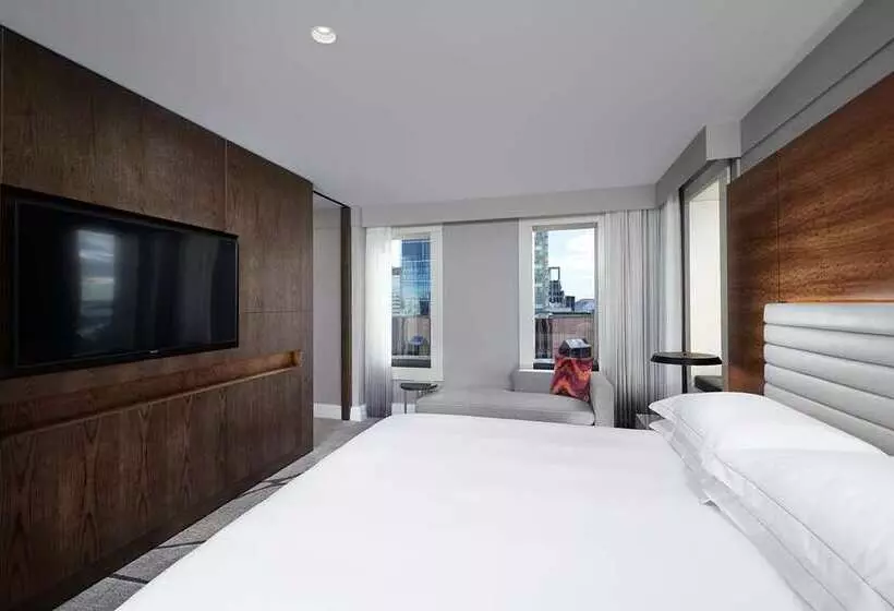 سوییت اجرایی, Hilton Sydney