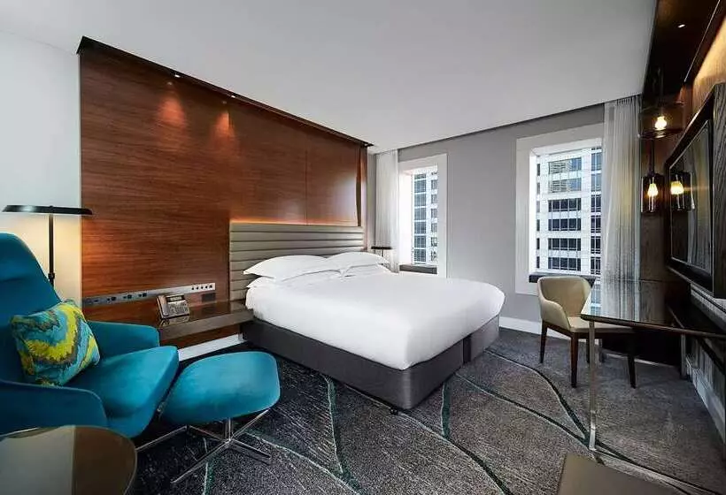 اتاق اجرایی با تخت بزرگ, Hilton Sydney