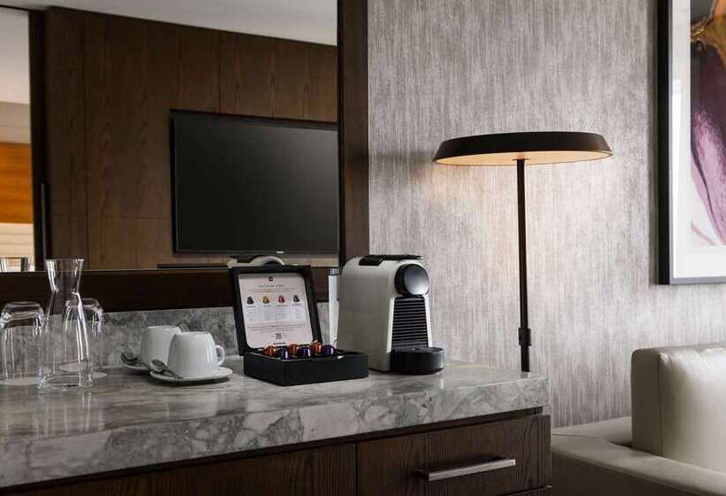 جناح إدارى, Hilton Sydney