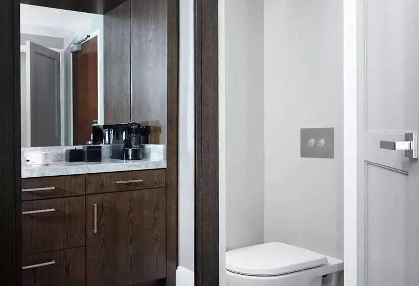 سوییت, Hilton Sydney