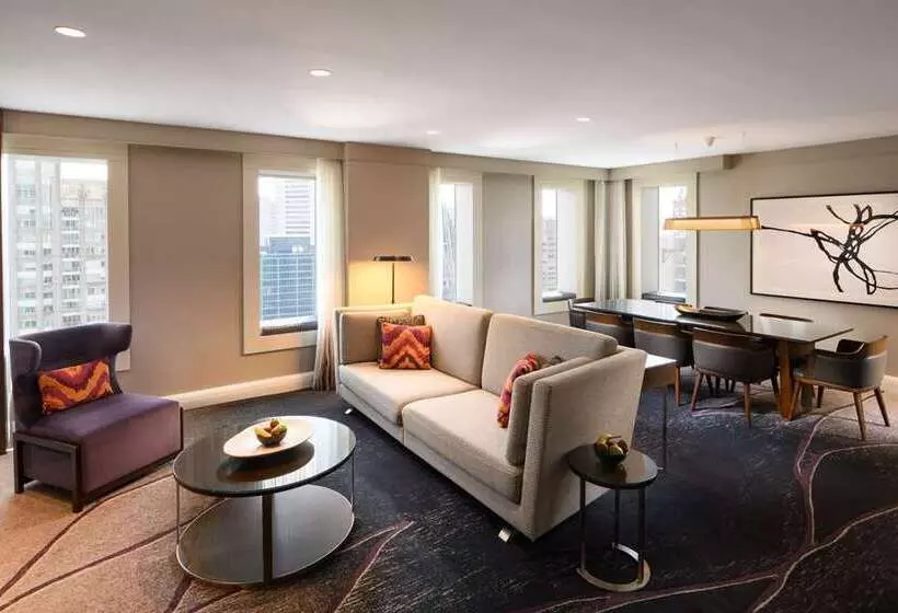 سوییت, Hilton Sydney