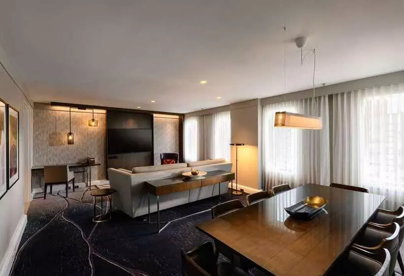 سوییت, Hilton Sydney