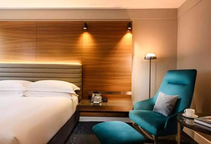 اتاق استاندارد با تخت بزرگ, Hilton Sydney
