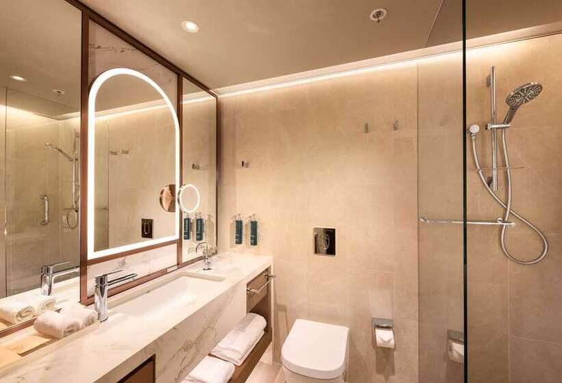 غرفة قياسية سرير كينج, Hilton Sydney