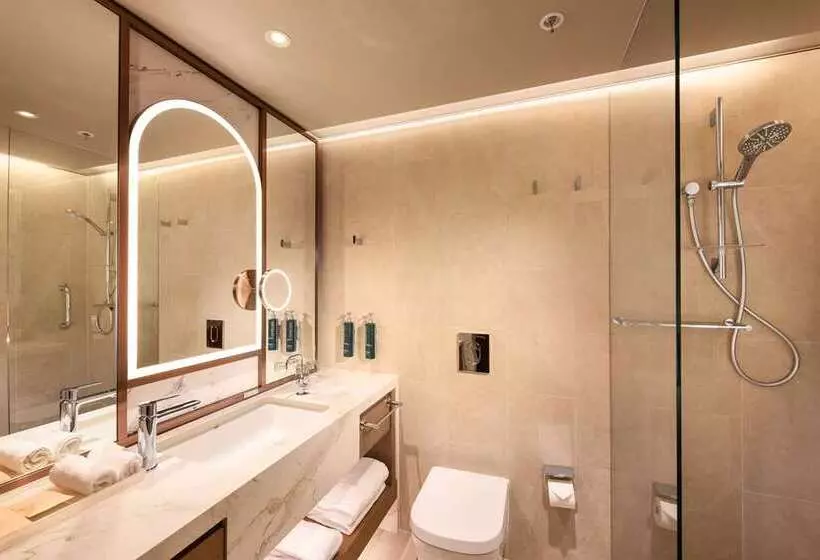 اتاق استاندارد با تخت بزرگ, Hilton Sydney