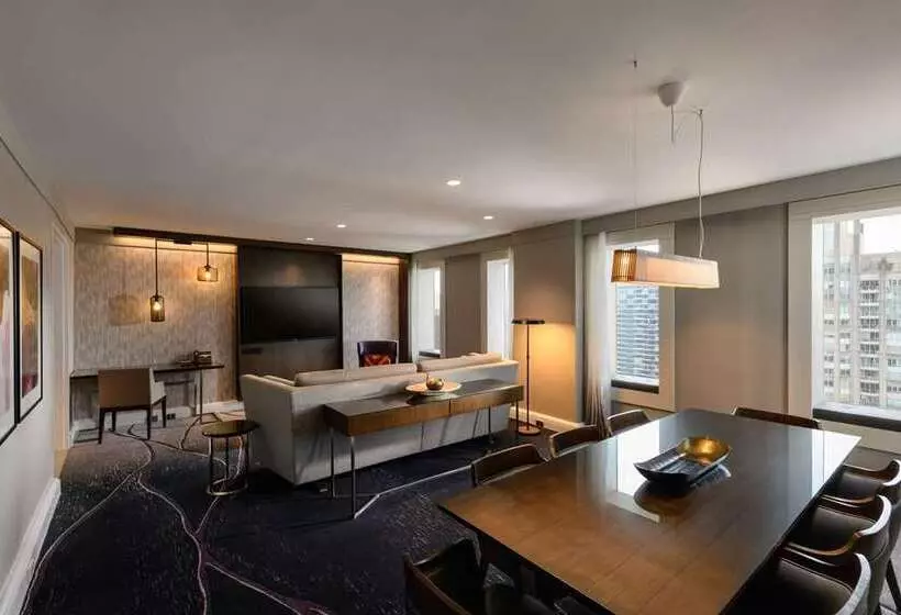 سوییت, Hilton Sydney