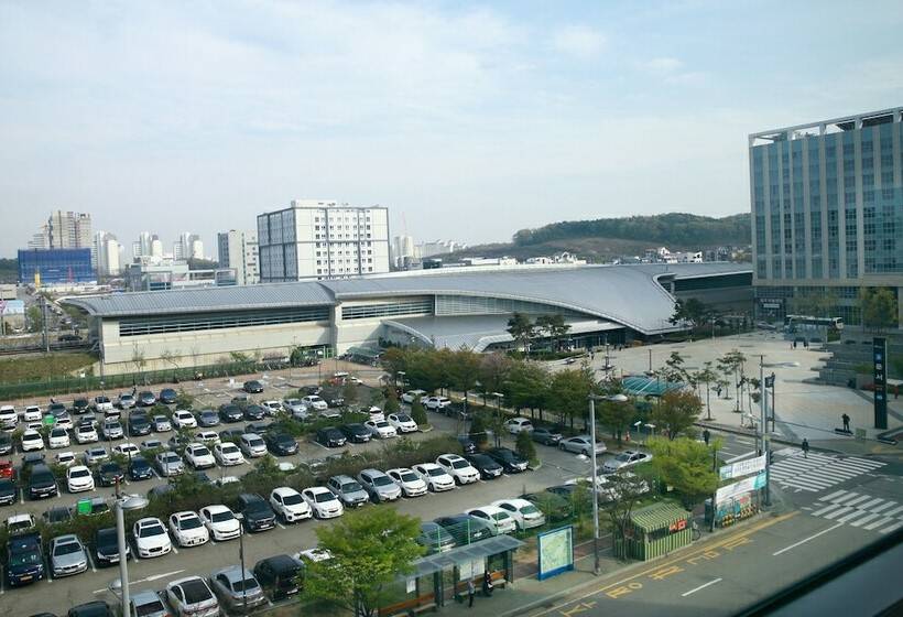 Номер Deluxe, Incheon Airport Hotel Zeumes