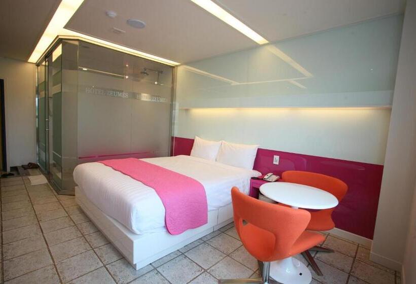 スイート, Incheon Airport Hotel Zeumes