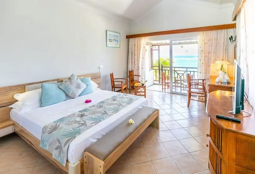 اتاق استاندارد با چشم‌انداز دریا, Le Peninsula Bay Beach Resort & Spa