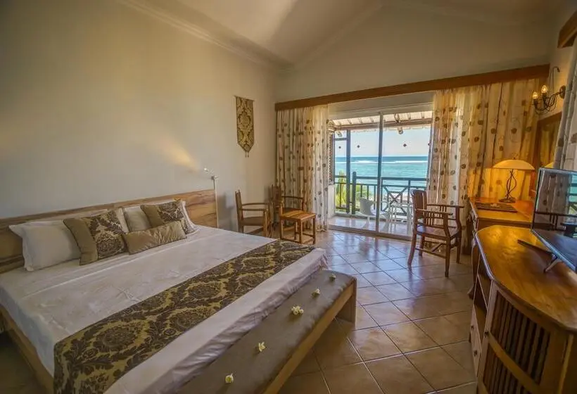 اتاق استاندارد با چشم‌انداز دریا, Le Peninsula Bay Beach Resort & Spa