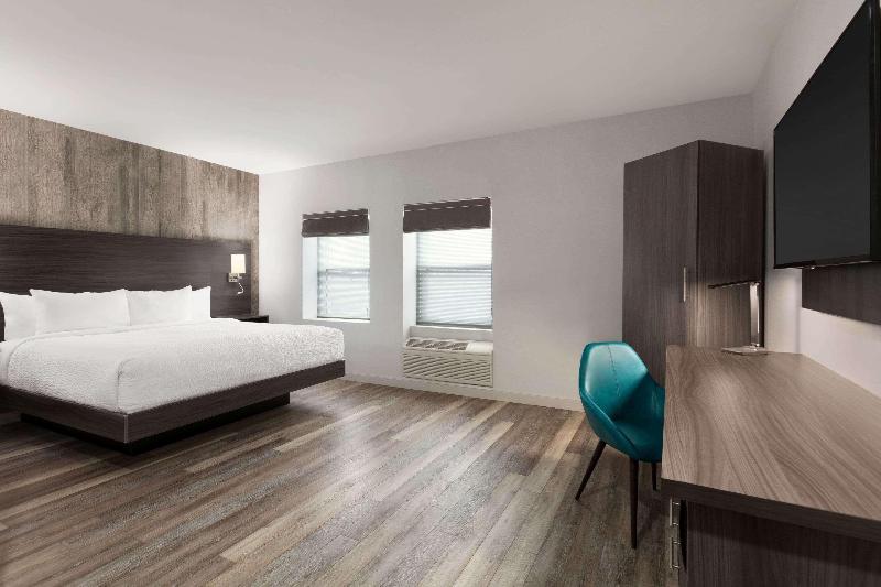 اتاق استاندارد با تخت بزرگ, Leonardo Hotel Bucharest City Center