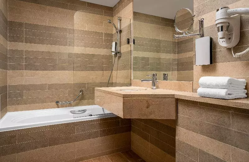 اتاق لوکس, Leonardo Hotel Bucharest City Center