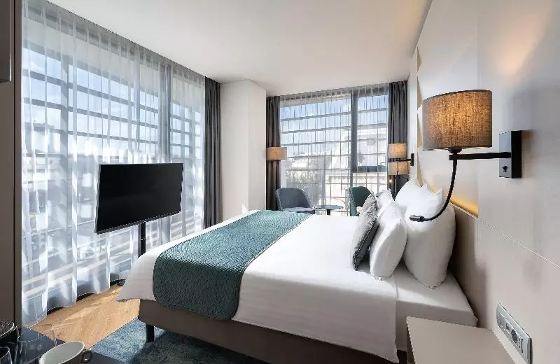 اتاق لوکس, Leonardo Hotel Bucharest City Center