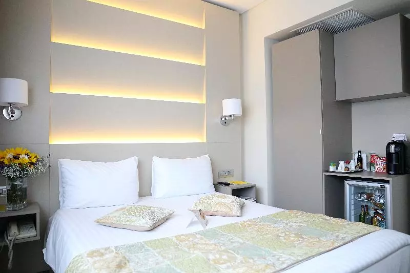 اتاق استاندارد یک نفره, Leonardo Hotel Bucharest City Center
