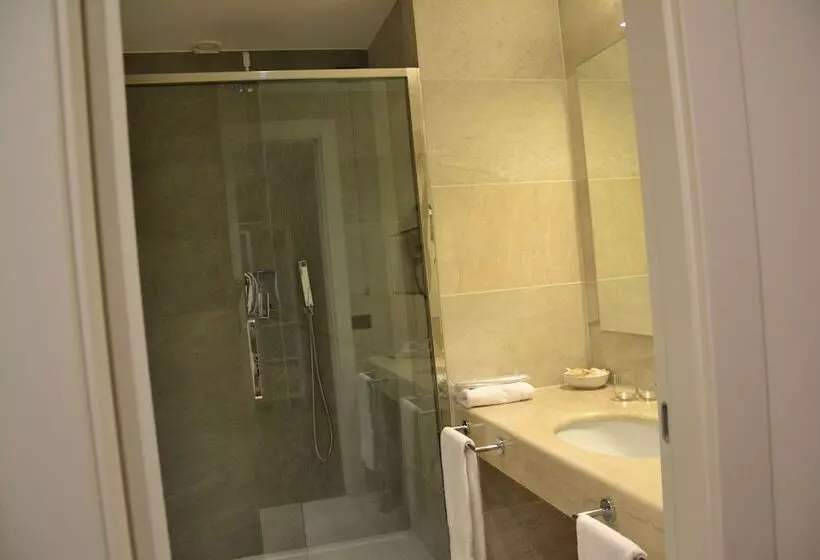 سوئیت جونیور با چشمانداز, Mamiani & Relaxing Spa Urbino