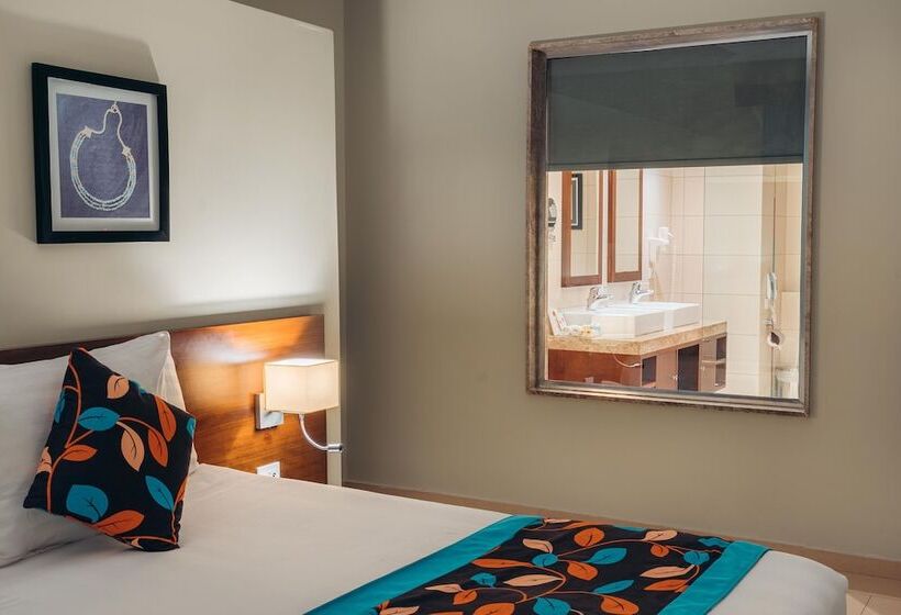 سوییت اجرایی, Nubian Village, Families And Couples Only